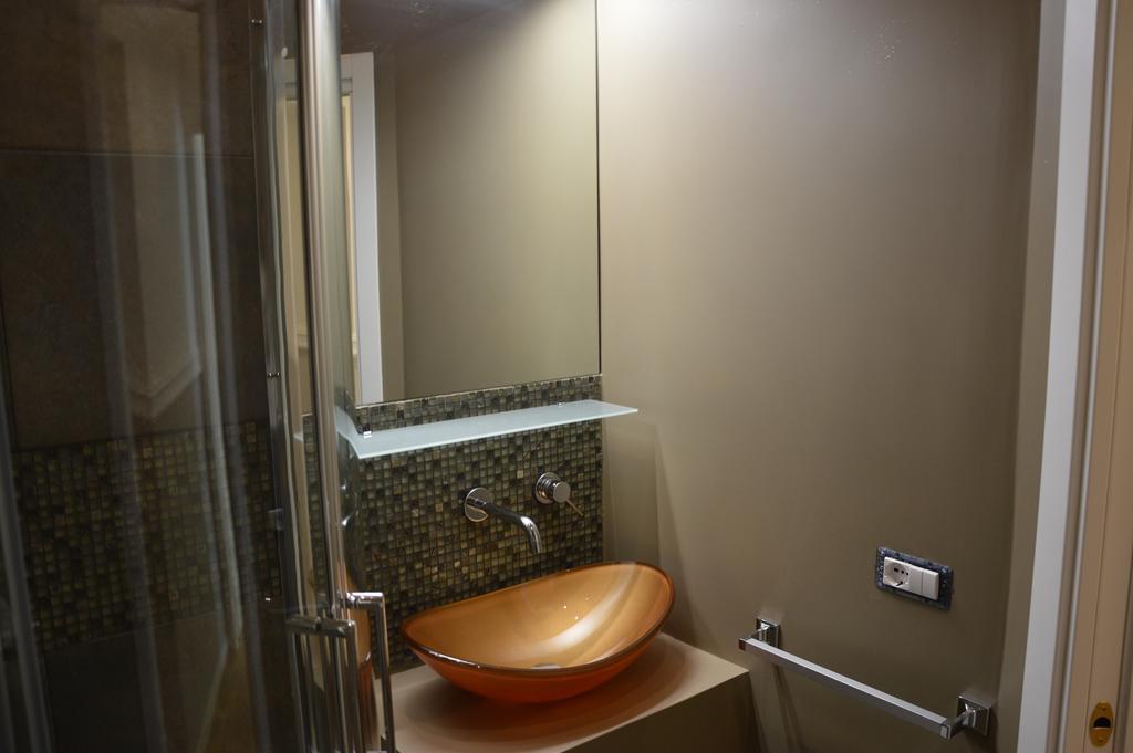 Luxury Apartment In Rattazzi Рим Экстерьер фото